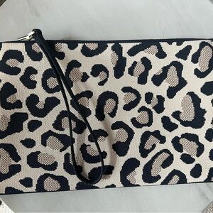 Rothy’s big cat wristlet  EUC